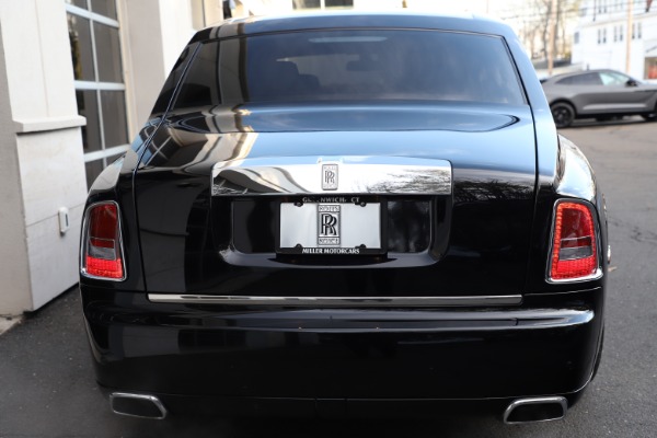 Used 2015 Rolls-Royce Phantom EWB for sale Sold at Alfa Romeo of Greenwich in Greenwich CT 06830 6