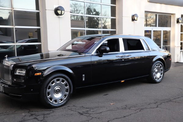 Used 2015 Rolls-Royce Phantom EWB for sale Sold at Alfa Romeo of Greenwich in Greenwich CT 06830 9