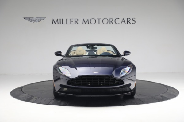 Used 2021 Aston Martin DB11 Volante for sale $177,900 at Alfa Romeo of Greenwich in Greenwich CT 06830 11