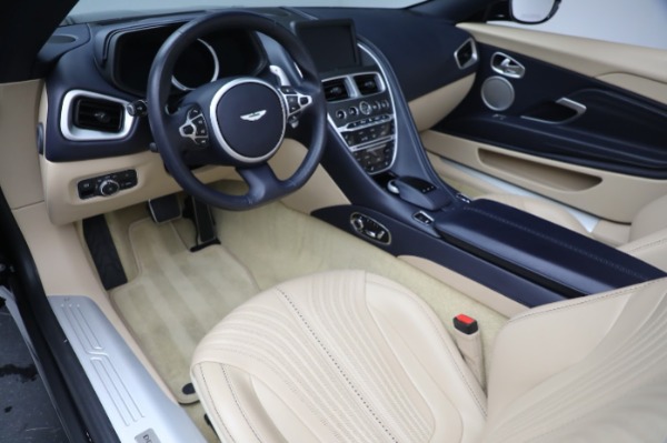 Used 2021 Aston Martin DB11 Volante for sale $177,900 at Alfa Romeo of Greenwich in Greenwich CT 06830 19