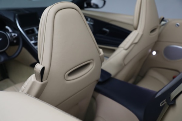 Used 2021 Aston Martin DB11 Volante for sale $177,900 at Alfa Romeo of Greenwich in Greenwich CT 06830 27