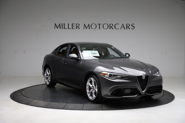 New 2021 Alfa Romeo Giulia Ti Sport Q4 for sale Sold at Alfa Romeo of Greenwich in Greenwich CT 06830 11