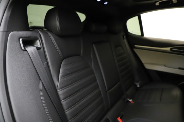 New 2021 Alfa Romeo Stelvio Ti Sport Q4 for sale Sold at Alfa Romeo of Greenwich in Greenwich CT 06830 26
