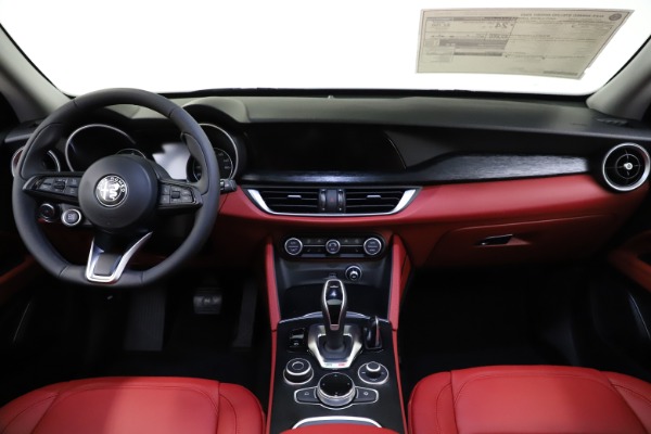 New 2021 Alfa Romeo Stelvio Q4 for sale $48,050 at Alfa Romeo of Greenwich in Greenwich CT 06830 16