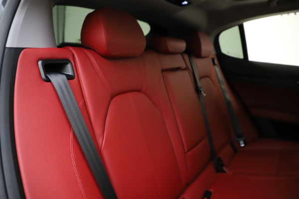 New 2021 Alfa Romeo Stelvio Q4 for sale $48,050 at Alfa Romeo of Greenwich in Greenwich CT 06830 26