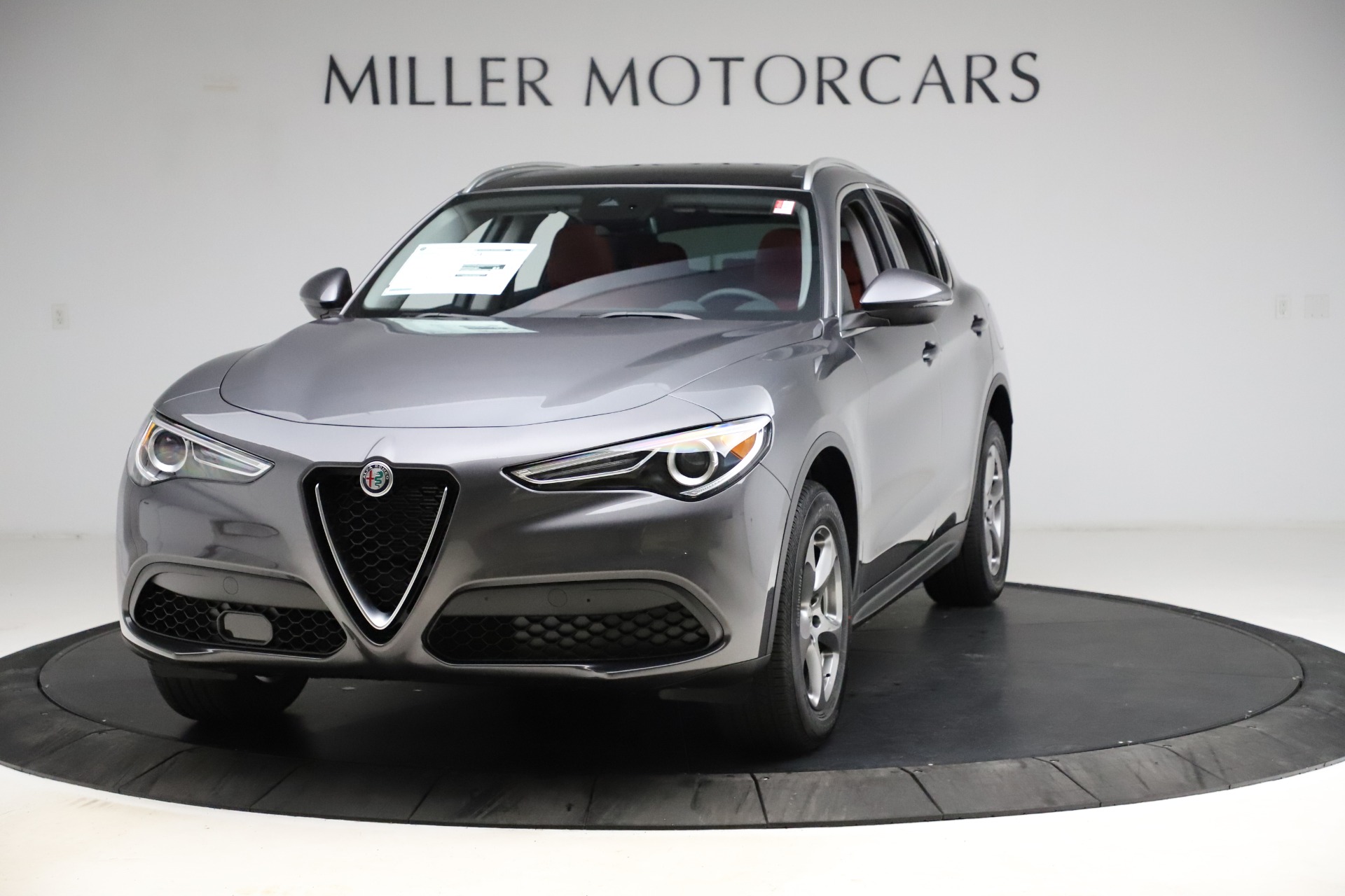 New 2021 Alfa Romeo Stelvio Q4 for sale $48,050 at Alfa Romeo of Greenwich in Greenwich CT 06830 1