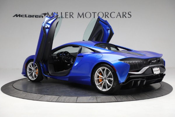 New 2023 McLaren Artura for sale Sold at Alfa Romeo of Greenwich in Greenwich CT 06830 15