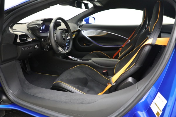 New 2023 McLaren Artura for sale $277,250 at Alfa Romeo of Greenwich in Greenwich CT 06830 21