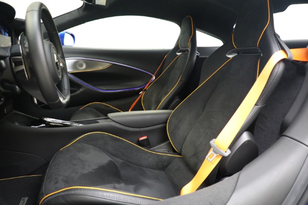 New 2023 McLaren Artura for sale $277,250 at Alfa Romeo of Greenwich in Greenwich CT 06830 22