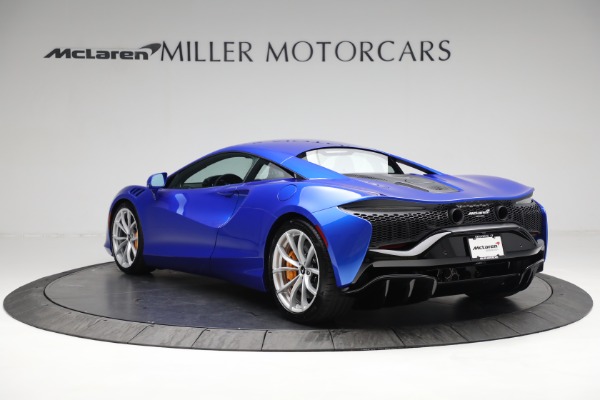 New 2023 McLaren Artura for sale Call for price at Alfa Romeo of Greenwich in Greenwich CT 06830 4