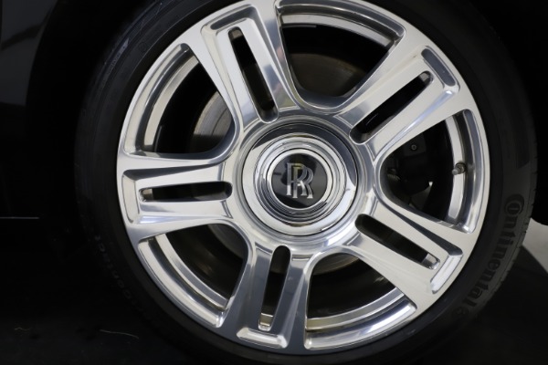 Used 2016 Rolls-Royce Ghost for sale $165,900 at Alfa Romeo of Greenwich in Greenwich CT 06830 13