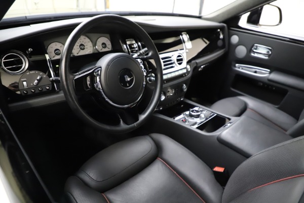 Used 2016 Rolls-Royce Ghost for sale $165,900 at Alfa Romeo of Greenwich in Greenwich CT 06830 14