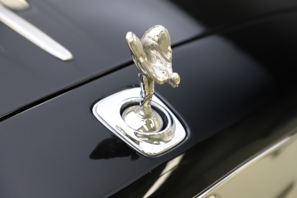 Used 2016 Rolls-Royce Ghost for sale $165,900 at Alfa Romeo of Greenwich in Greenwich CT 06830 24