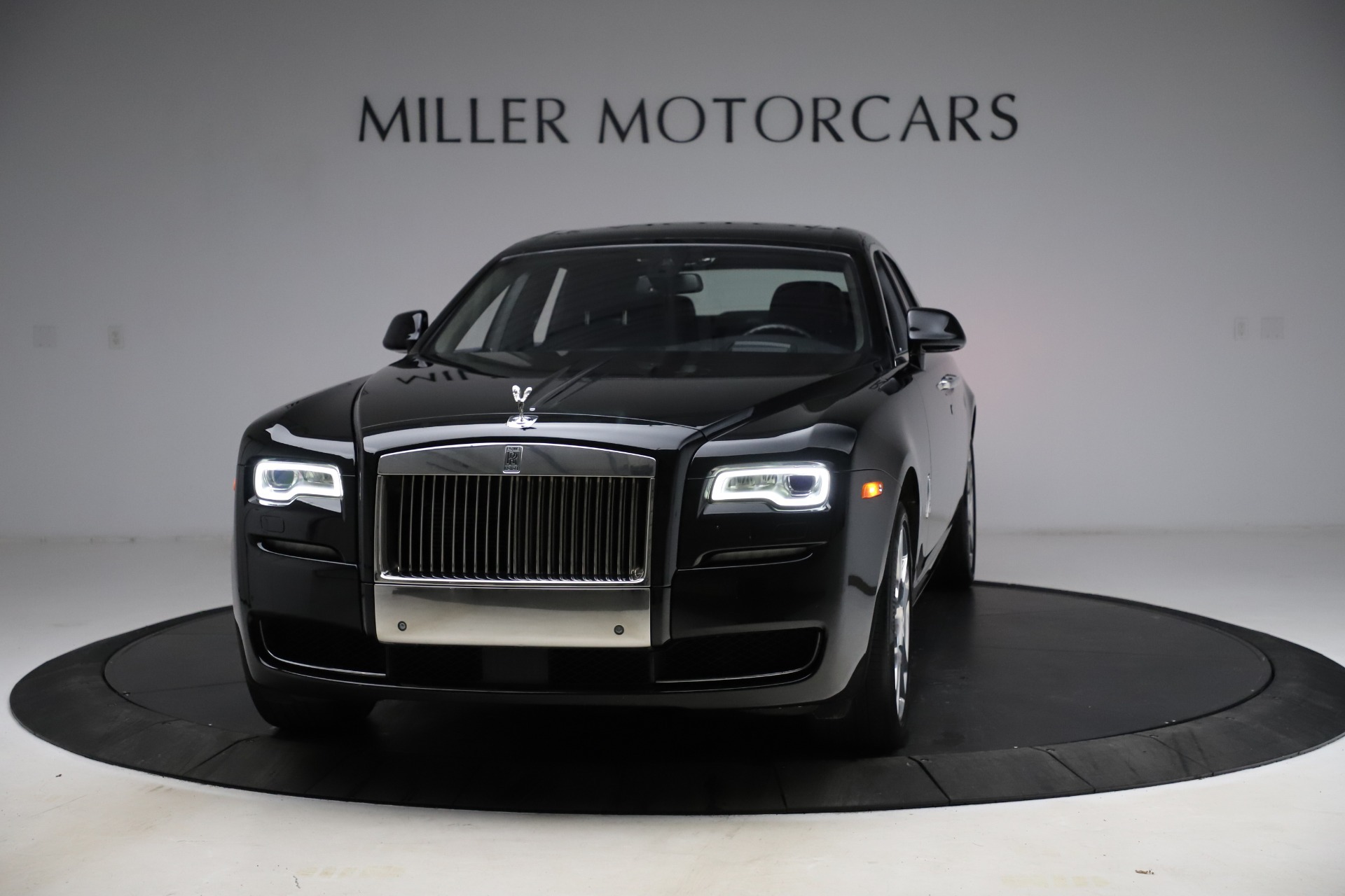 Used 2016 Rolls-Royce Ghost for sale Sold at Alfa Romeo of Greenwich in Greenwich CT 06830 1