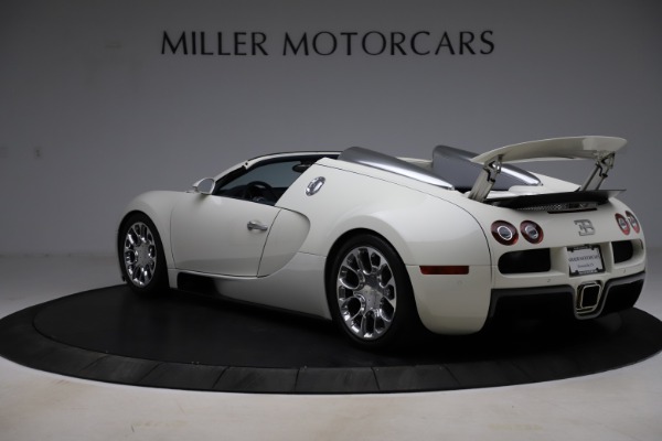 Used 2010 Bugatti Veyron 16.4 Grand Sport for sale Sold at Alfa Romeo of Greenwich in Greenwich CT 06830 5