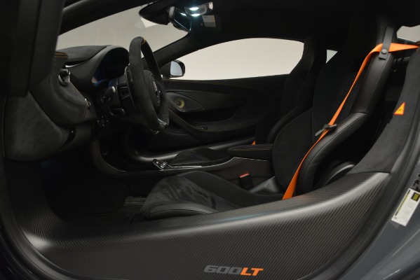 Used 2019 McLaren 600LT Luxury for sale Sold at Alfa Romeo of Greenwich in Greenwich CT 06830 18