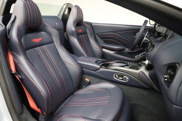 New 2021 Aston Martin Vantage Roadster for sale $184,286 at Alfa Romeo of Greenwich in Greenwich CT 06830 20