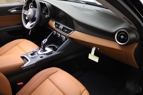 New 2021 Alfa Romeo Giulia Ti Q4 for sale Sold at Alfa Romeo of Greenwich in Greenwich CT 06830 23