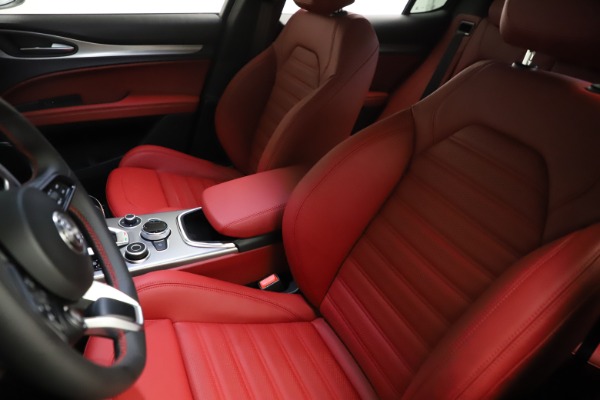 New 2021 Alfa Romeo Stelvio Ti Sport Q4 for sale Sold at Alfa Romeo of Greenwich in Greenwich CT 06830 15