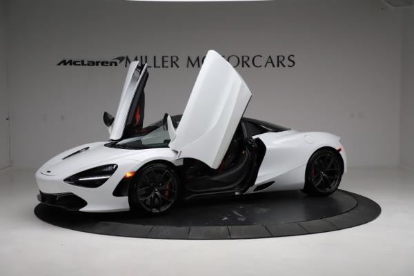 Used 2020 McLaren 720S Spider for sale Sold at Alfa Romeo of Greenwich in Greenwich CT 06830 24