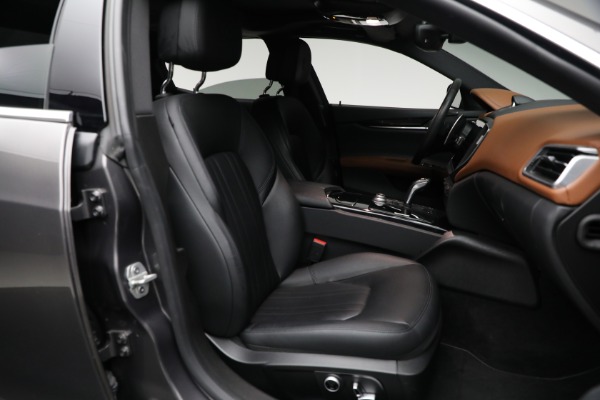 Used 2021 Maserati Ghibli S Q4 for sale Sold at Alfa Romeo of Greenwich in Greenwich CT 06830 13