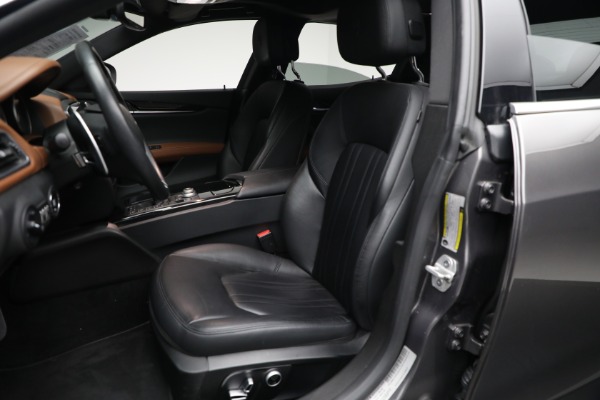 Used 2021 Maserati Ghibli S Q4 for sale Sold at Alfa Romeo of Greenwich in Greenwich CT 06830 16