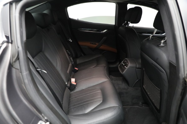 Used 2021 Maserati Ghibli S Q4 for sale Sold at Alfa Romeo of Greenwich in Greenwich CT 06830 17