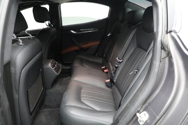 Used 2021 Maserati Ghibli S Q4 for sale Sold at Alfa Romeo of Greenwich in Greenwich CT 06830 19