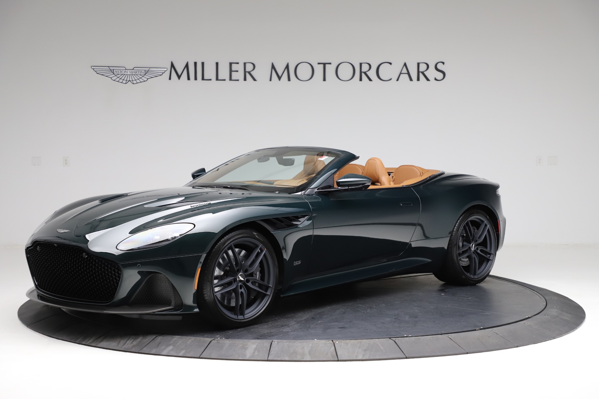 New 2021 Aston Martin DBS Superleggera Volante for sale Sold at Alfa Romeo of Greenwich in Greenwich CT 06830 1