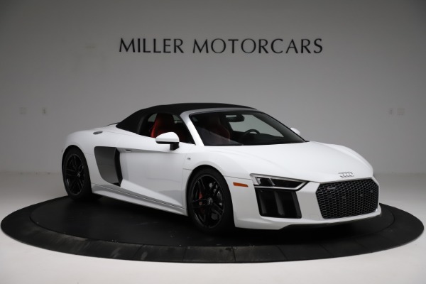 Used 2018 Audi R8 Spyder for sale Sold at Alfa Romeo of Greenwich in Greenwich CT 06830 14