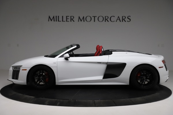 Used 2018 Audi R8 Spyder for sale Sold at Alfa Romeo of Greenwich in Greenwich CT 06830 3