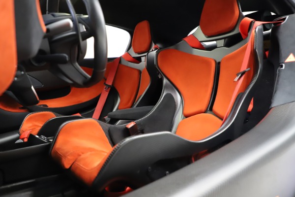 Used 2019 McLaren 600LT for sale $234,900 at Alfa Romeo of Greenwich in Greenwich CT 06830 17