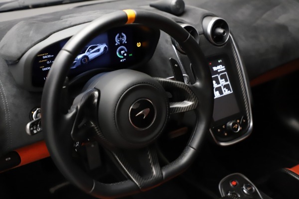 Used 2019 McLaren 600LT for sale $234,900 at Alfa Romeo of Greenwich in Greenwich CT 06830 18