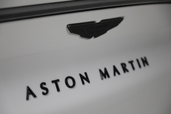 Used 2021 Aston Martin DBX for sale Sold at Alfa Romeo of Greenwich in Greenwich CT 06830 27