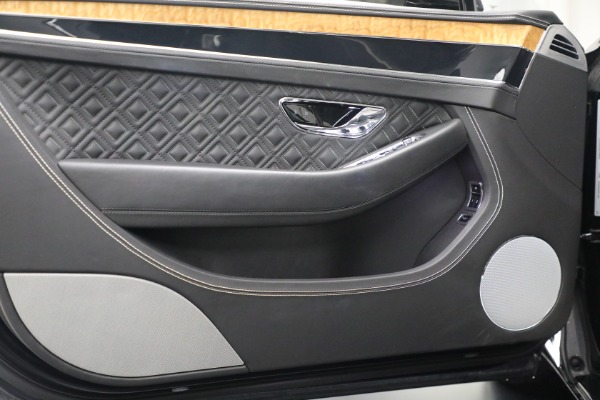 Used 2020 Bentley Continental GTC for sale $187,900 at Alfa Romeo of Greenwich in Greenwich CT 06830 25