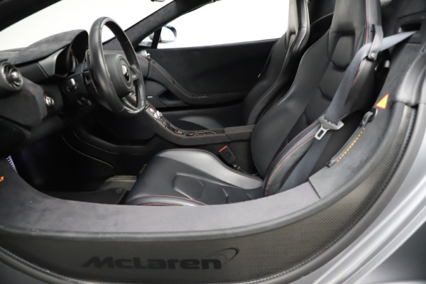 Used 2016 McLaren 675LT Spider for sale Call for price at Alfa Romeo of Greenwich in Greenwich CT 06830 23