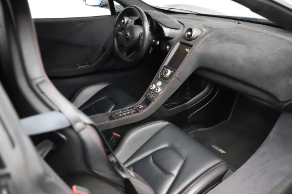 Used 2016 McLaren 675LT Spider for sale Sold at Alfa Romeo of Greenwich in Greenwich CT 06830 25