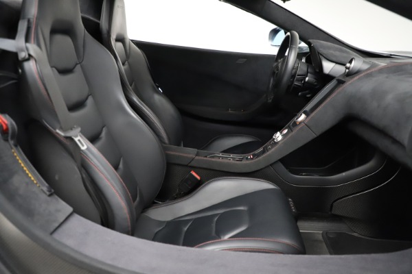 Used 2016 McLaren 675LT Spider for sale Call for price at Alfa Romeo of Greenwich in Greenwich CT 06830 26