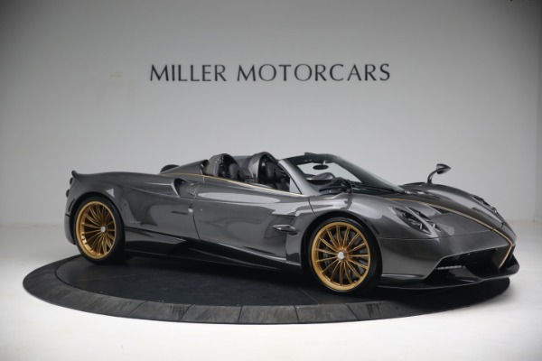 Used 2017 Pagani Huayra Roadster for sale Call for price at Alfa Romeo of Greenwich in Greenwich CT 06830 10
