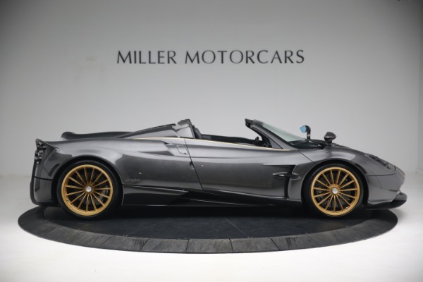 Used 2017 Pagani Huayra Roadster for sale Sold at Alfa Romeo of Greenwich in Greenwich CT 06830 9