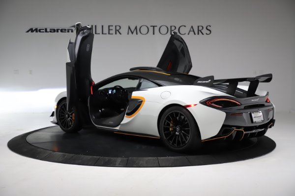 New 2020 McLaren 620R for sale Call for price at Alfa Romeo of Greenwich in Greenwich CT 06830 12