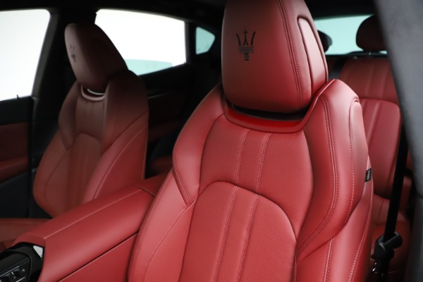 New 2021 Maserati Levante Q4 GranSport for sale Call for price at Alfa Romeo of Greenwich in Greenwich CT 06830 17