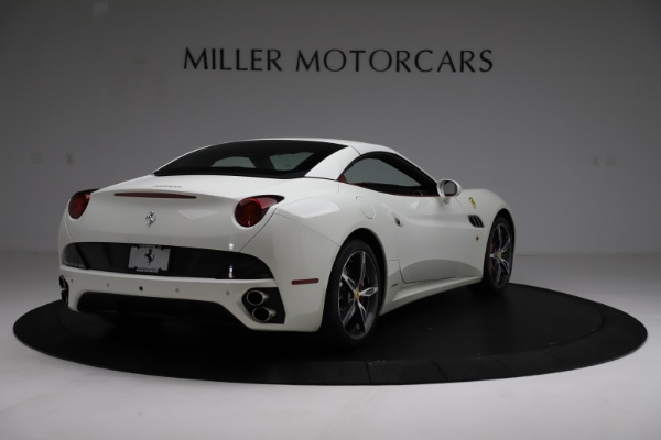 Used 2014 Ferrari California 30 for sale Sold at Alfa Romeo of Greenwich in Greenwich CT 06830 17