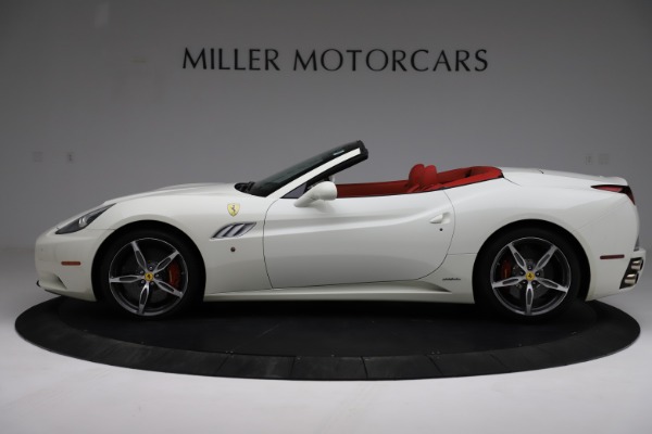 Used 2014 Ferrari California 30 for sale Sold at Alfa Romeo of Greenwich in Greenwich CT 06830 3