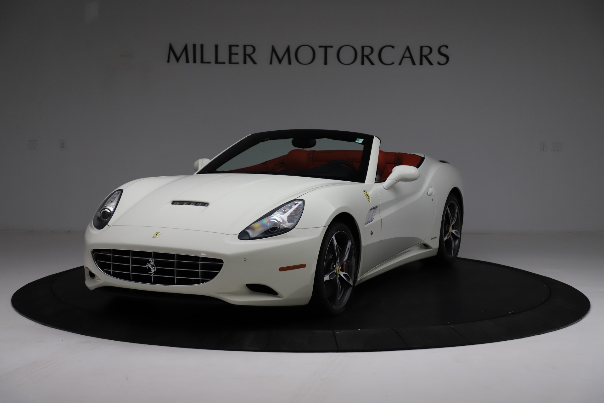 Used 2014 Ferrari California 30 for sale Sold at Alfa Romeo of Greenwich in Greenwich CT 06830 1