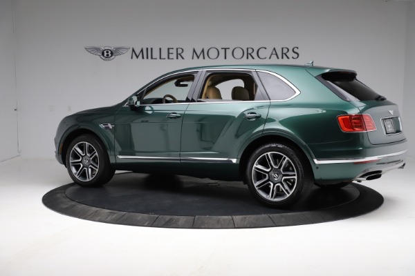 Used 2018 Bentley Bentayga W12 Signature Edition for sale Sold at Alfa Romeo of Greenwich in Greenwich CT 06830 4