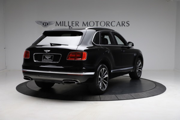 Used 2018 Bentley Bentayga W12 Signature for sale $159,900 at Alfa Romeo of Greenwich in Greenwich CT 06830 8