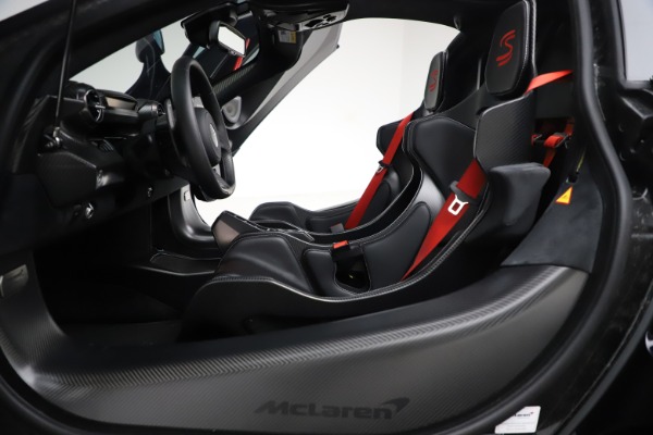 Used 2019 McLaren Senna for sale $1,195,000 at Alfa Romeo of Greenwich in Greenwich CT 06830 17