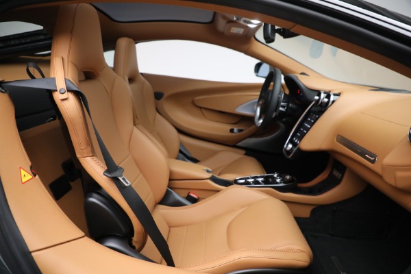 Used 2021 McLaren GT Luxe for sale Sold at Alfa Romeo of Greenwich in Greenwich CT 06830 26