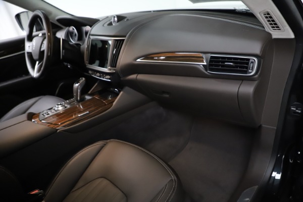 New 2021 Maserati Levante S Q4 GranLusso for sale $100,949 at Alfa Romeo of Greenwich in Greenwich CT 06830 19